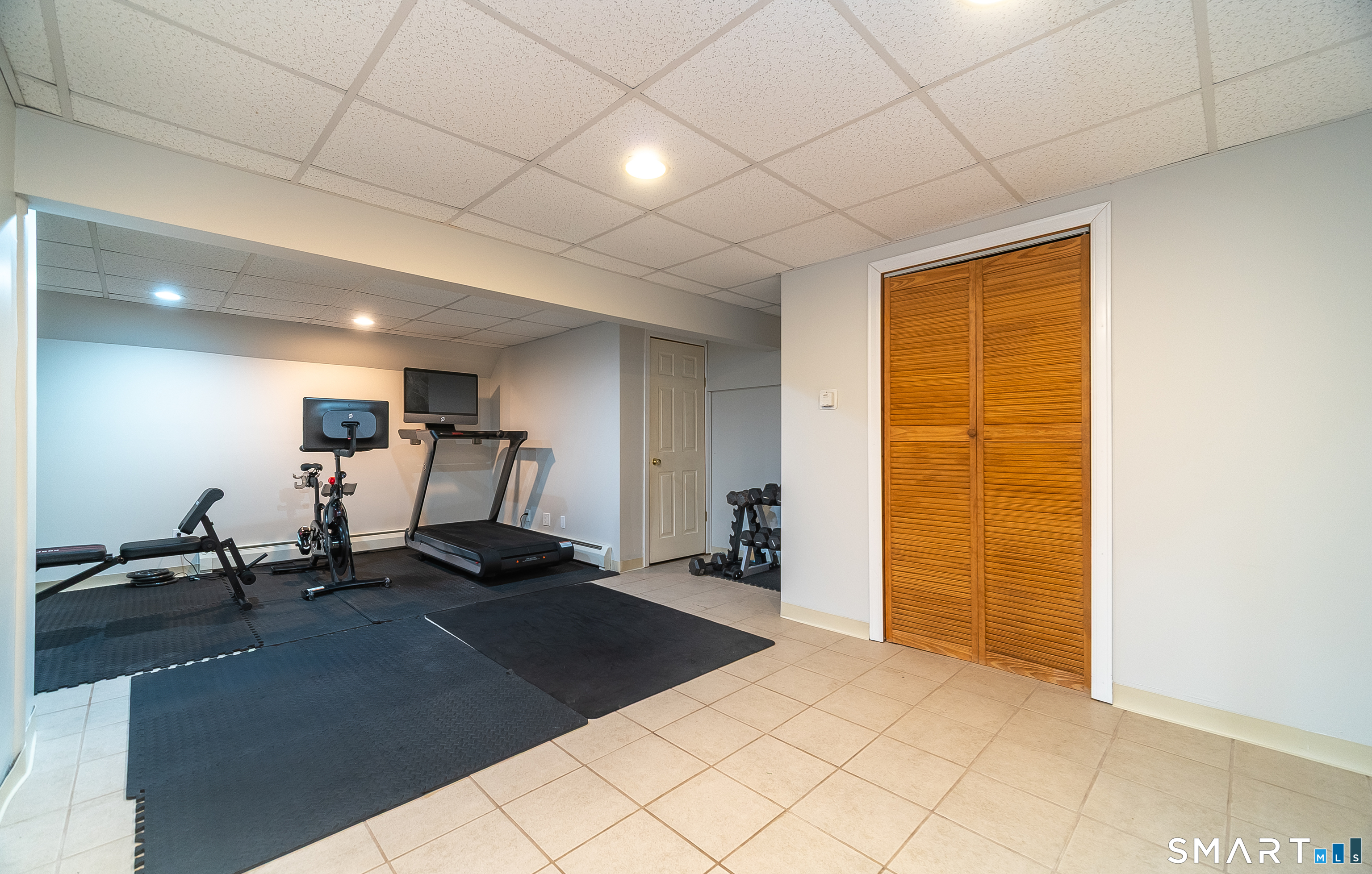 9 Ridge View Terrace New Hartford CT 06057