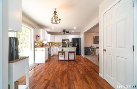 9 Ridge View Terrace New Hartford CT 06057