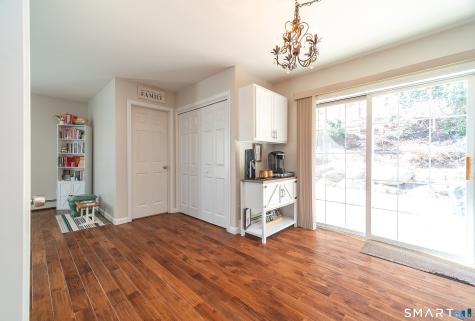 9 Ridge View Terrace New Hartford CT 06057