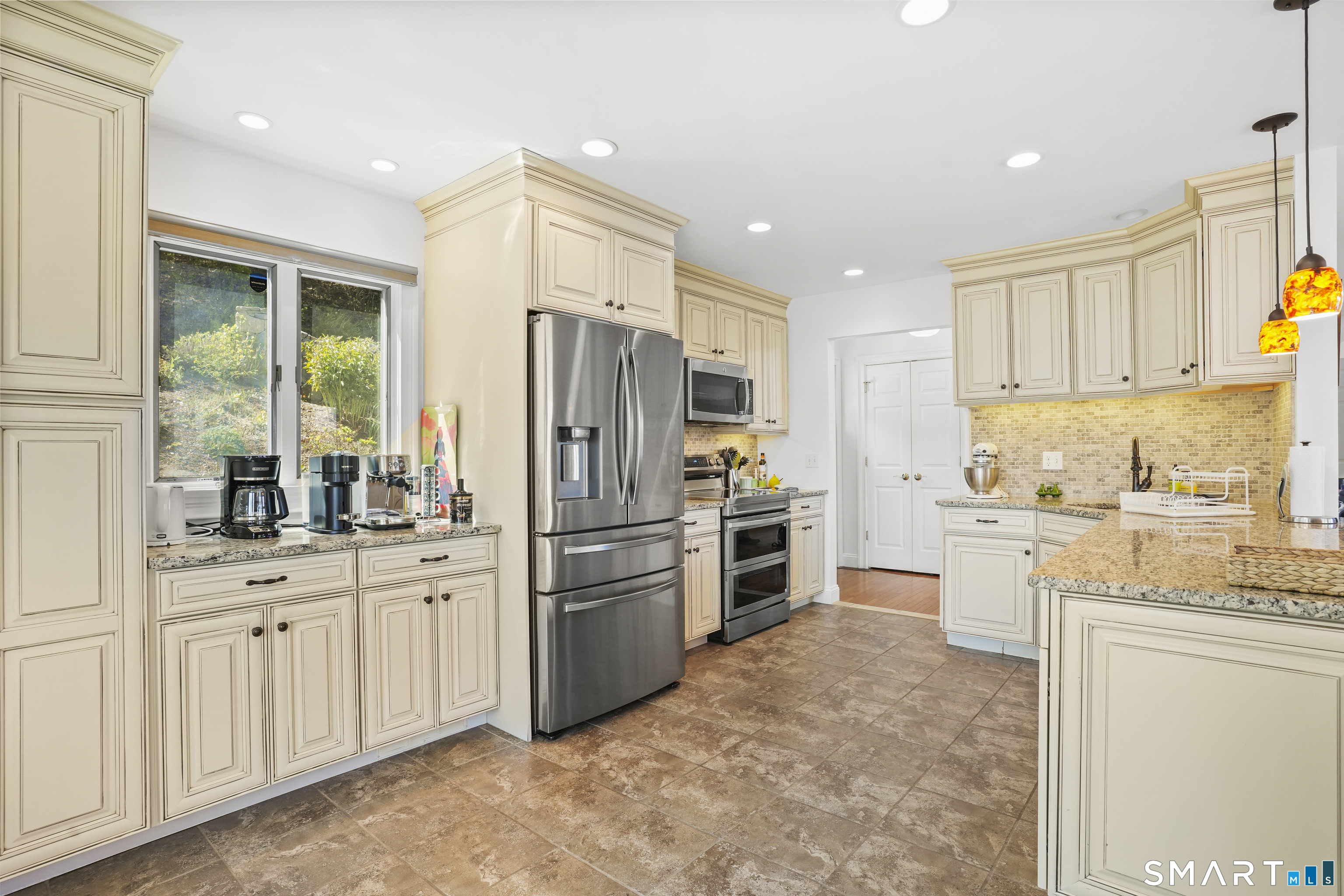 83 Wood Creek Road New Fairfield CT 06812
