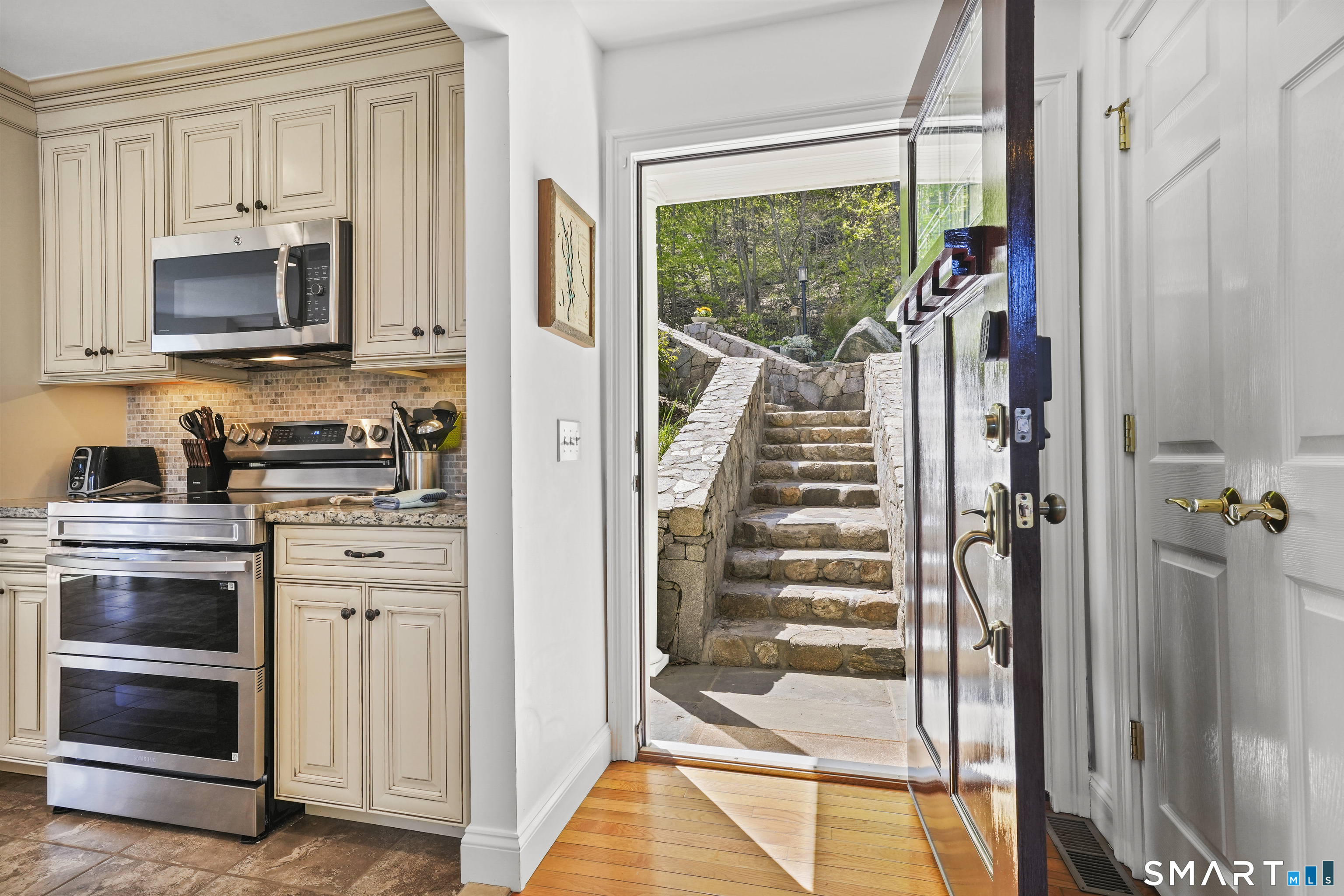 83 Wood Creek Road New Fairfield CT 06812