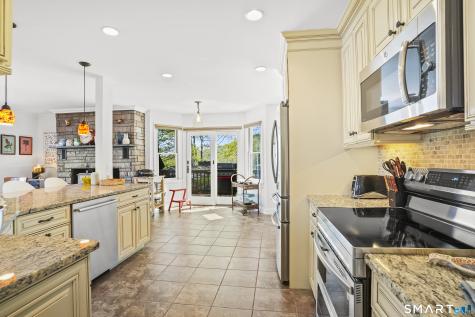 83 Wood Creek Road New Fairfield CT 06812