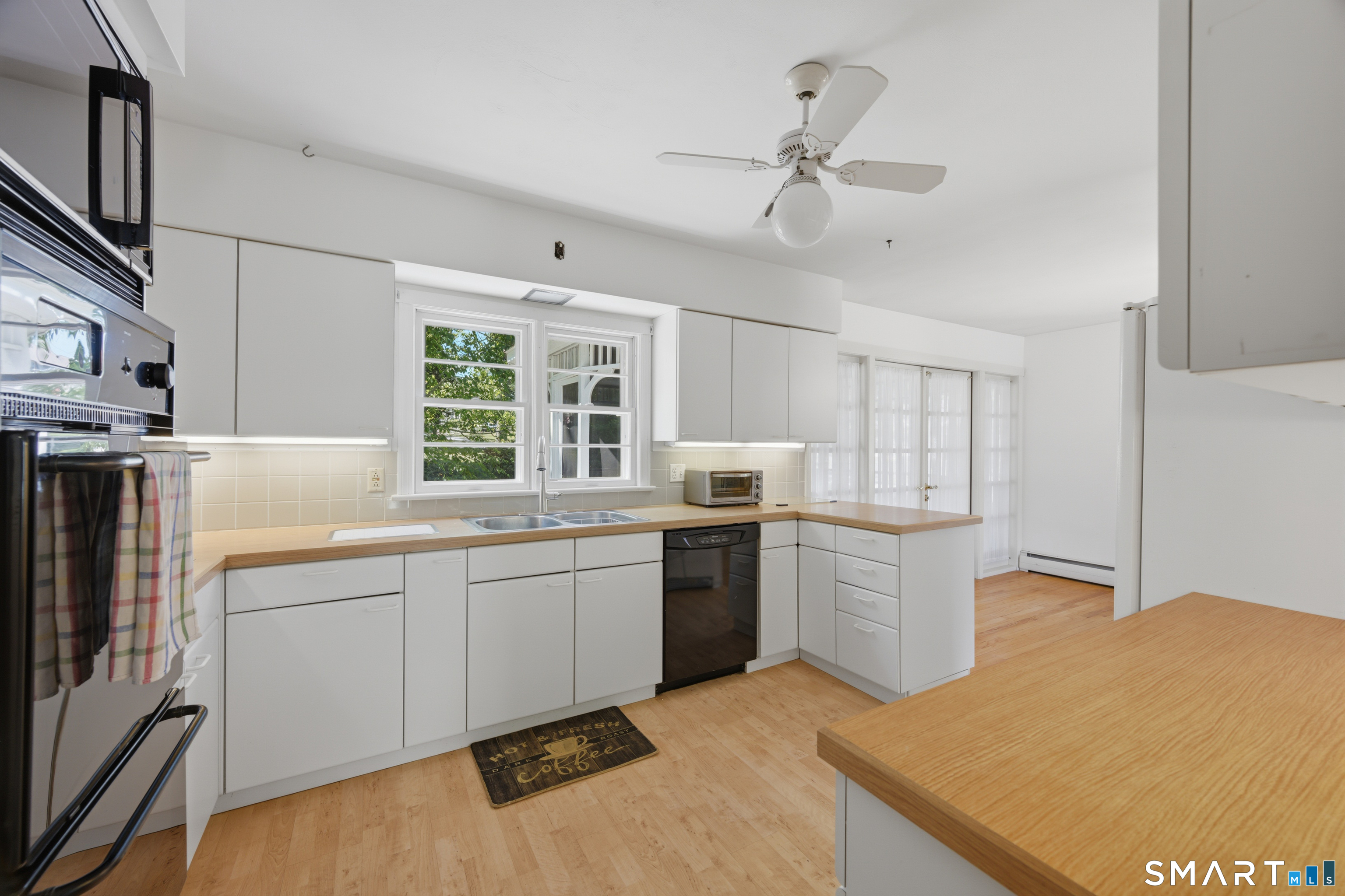 18 Oakridge Drive Ledyard CT 06335
