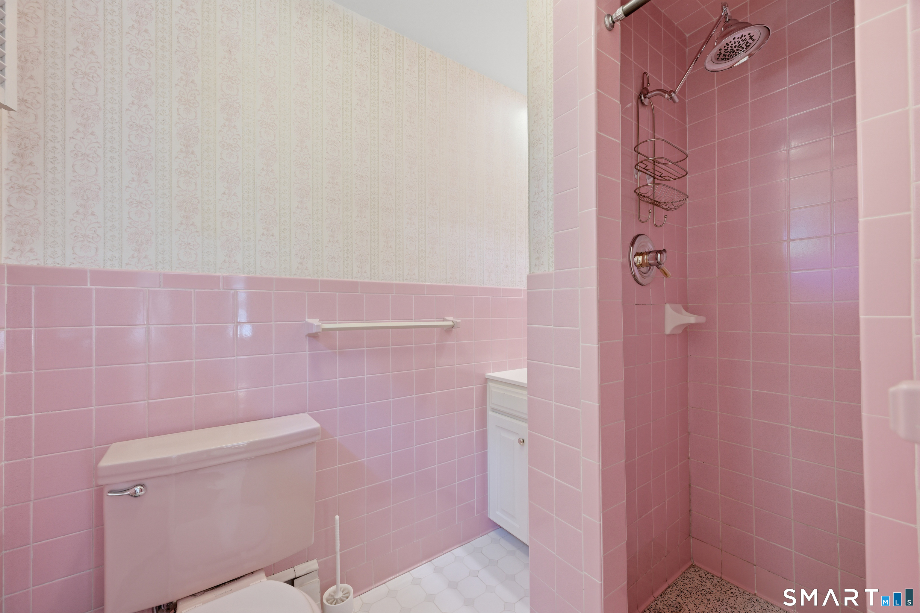 18 Oakridge Drive Ledyard CT 06335