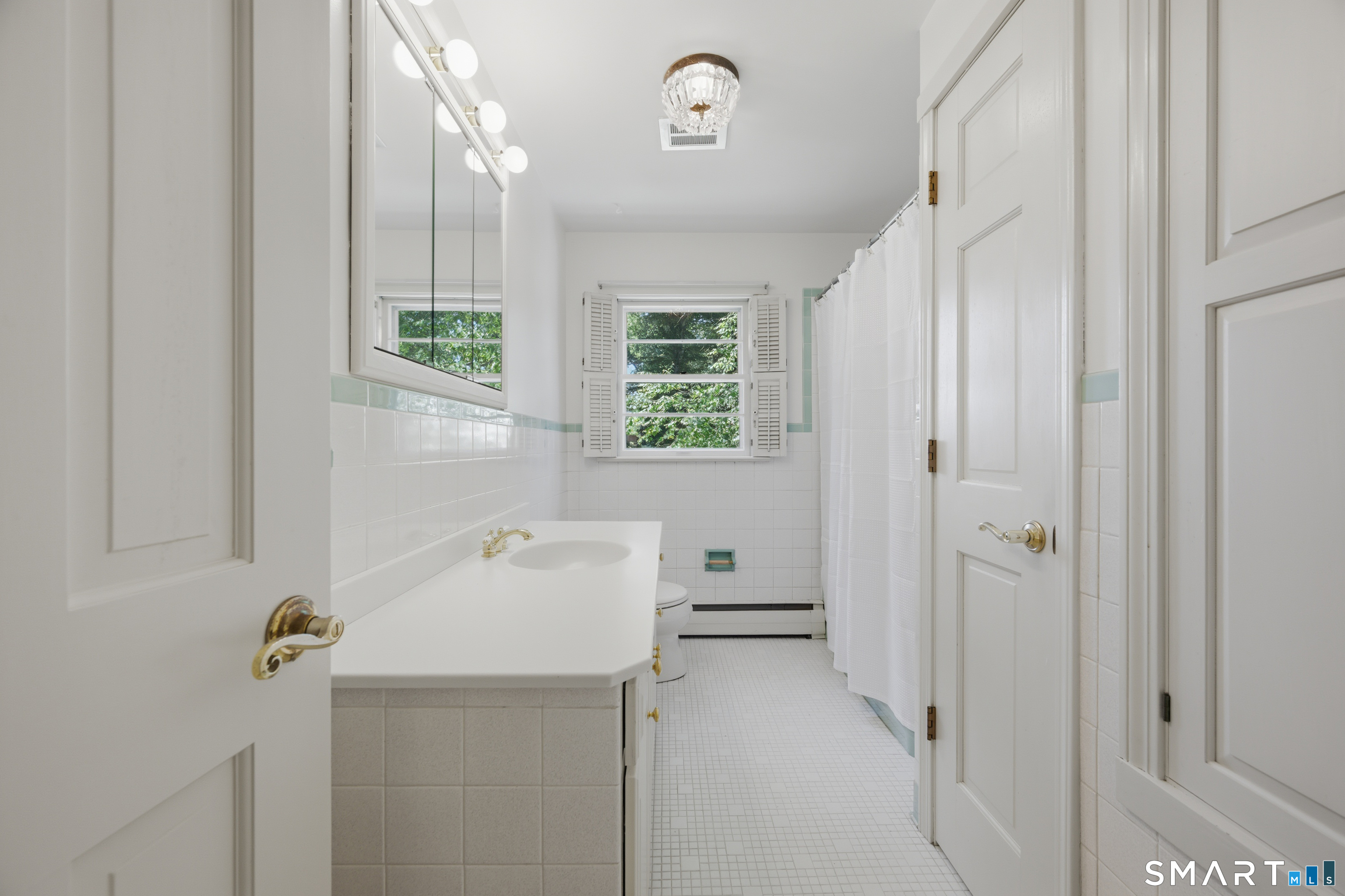 18 Oakridge Drive Ledyard CT 06335