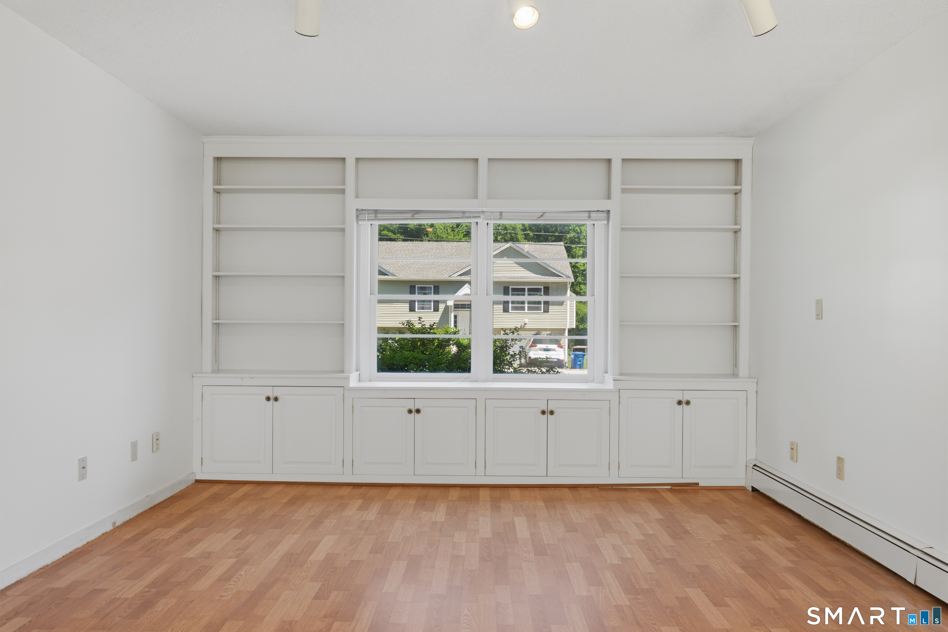 18 Oakridge Drive Ledyard CT 06335