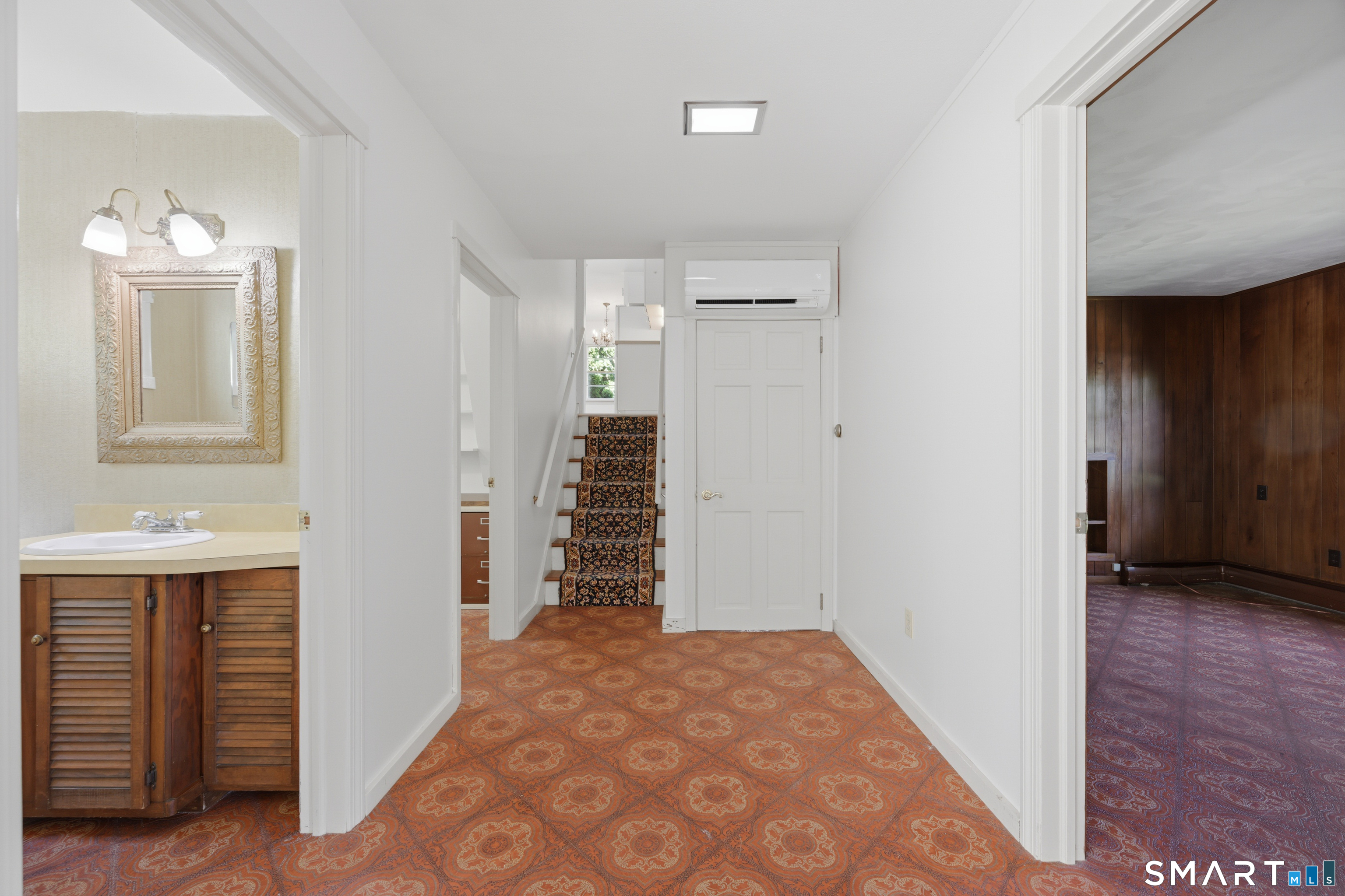 18 Oakridge Drive Ledyard CT 06335