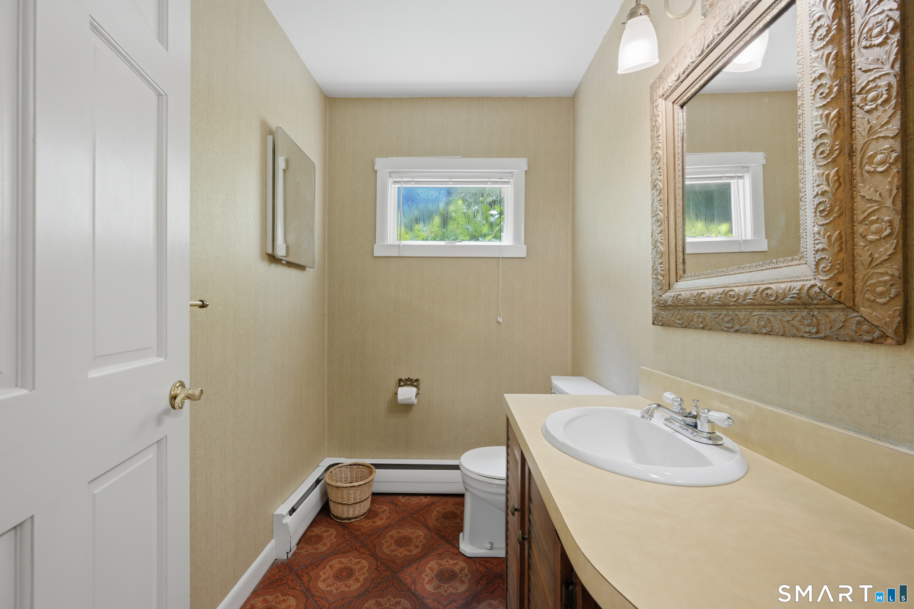 18 Oakridge Drive Ledyard CT 06335