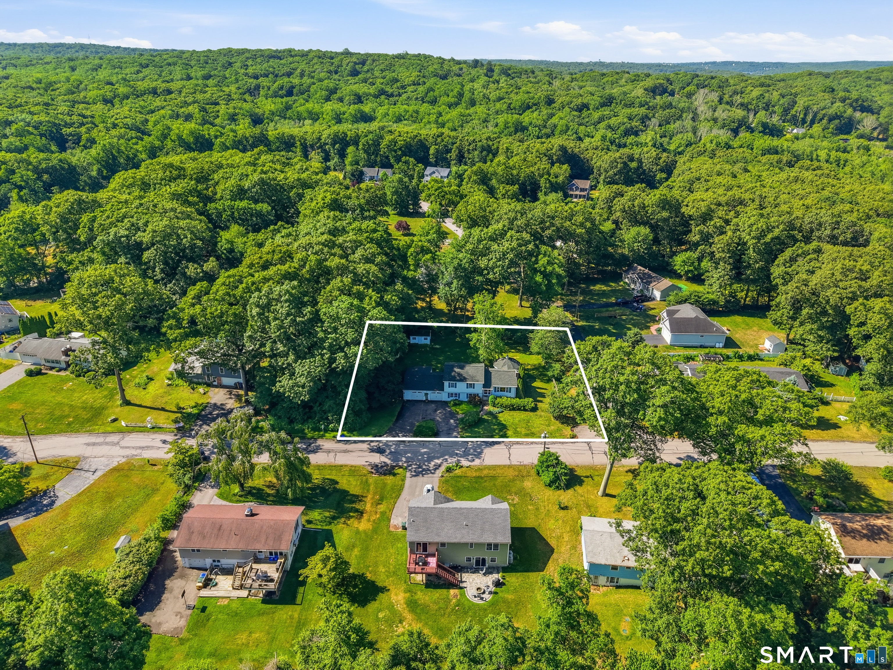 18 Oakridge Drive Ledyard CT 06335