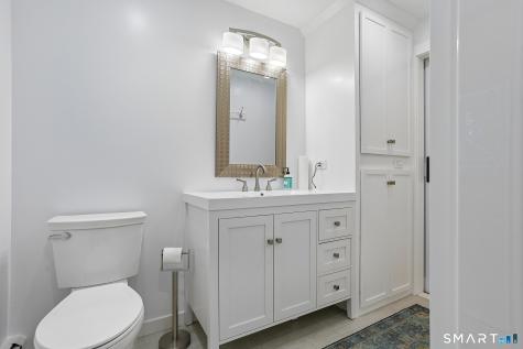 29 Ravenwood Road North Stonington CT 06359