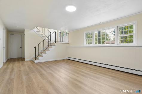 29 Ravenwood Road North Stonington CT 06359