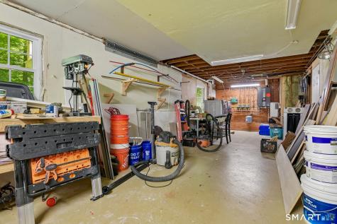 29 Ravenwood Road North Stonington CT 06359