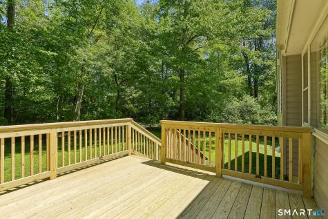 29 Ravenwood Road North Stonington CT 06359