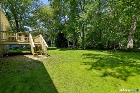29 Ravenwood Road North Stonington CT 06359