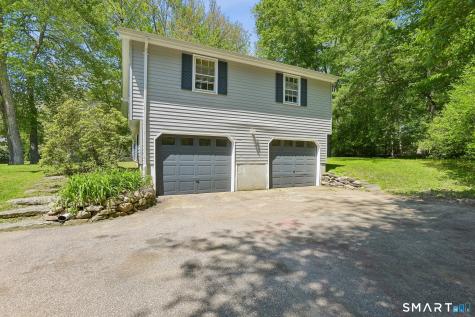 29 Ravenwood Road North Stonington CT 06359