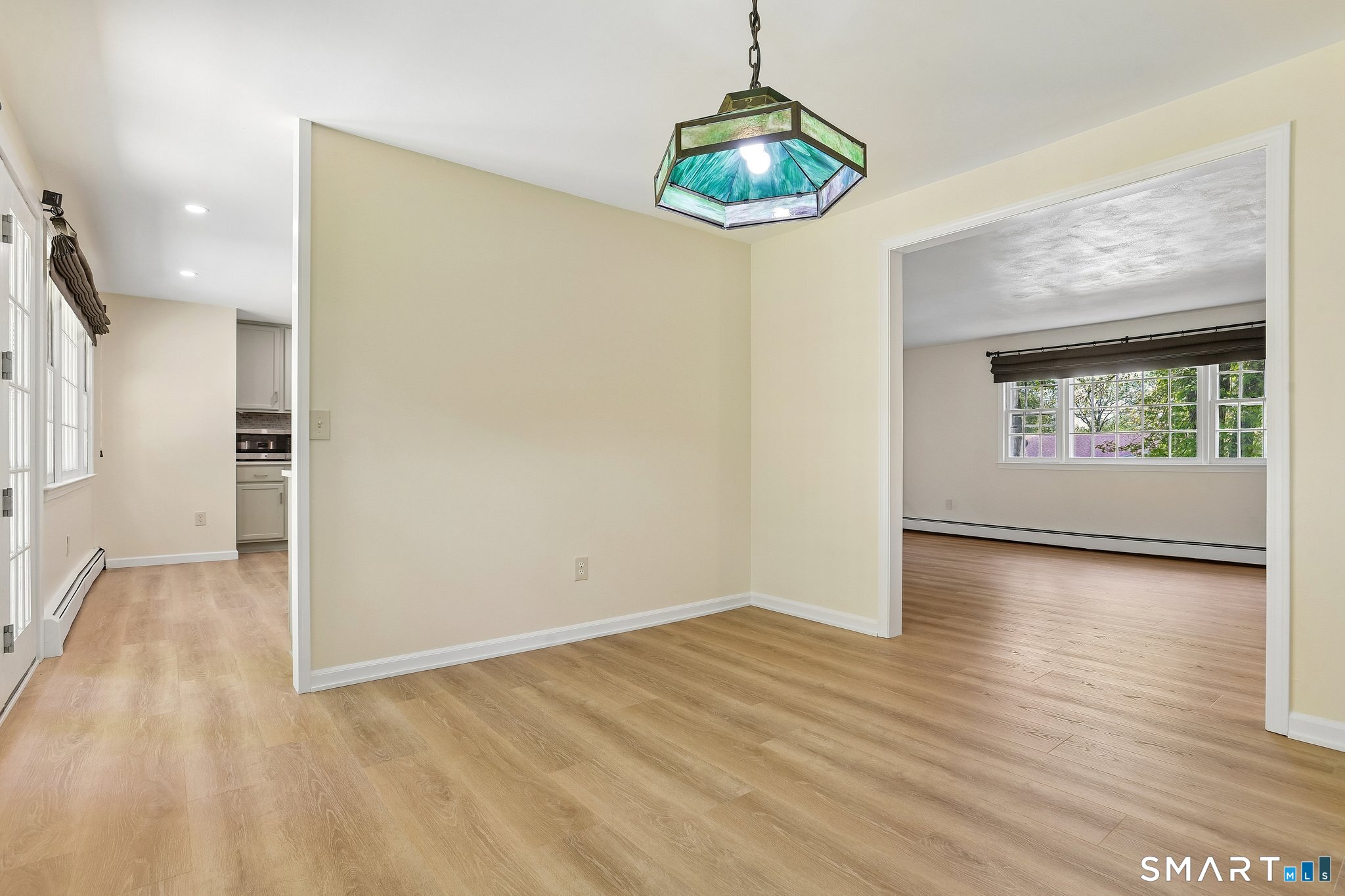 29 Ravenwood Road North Stonington CT 06359