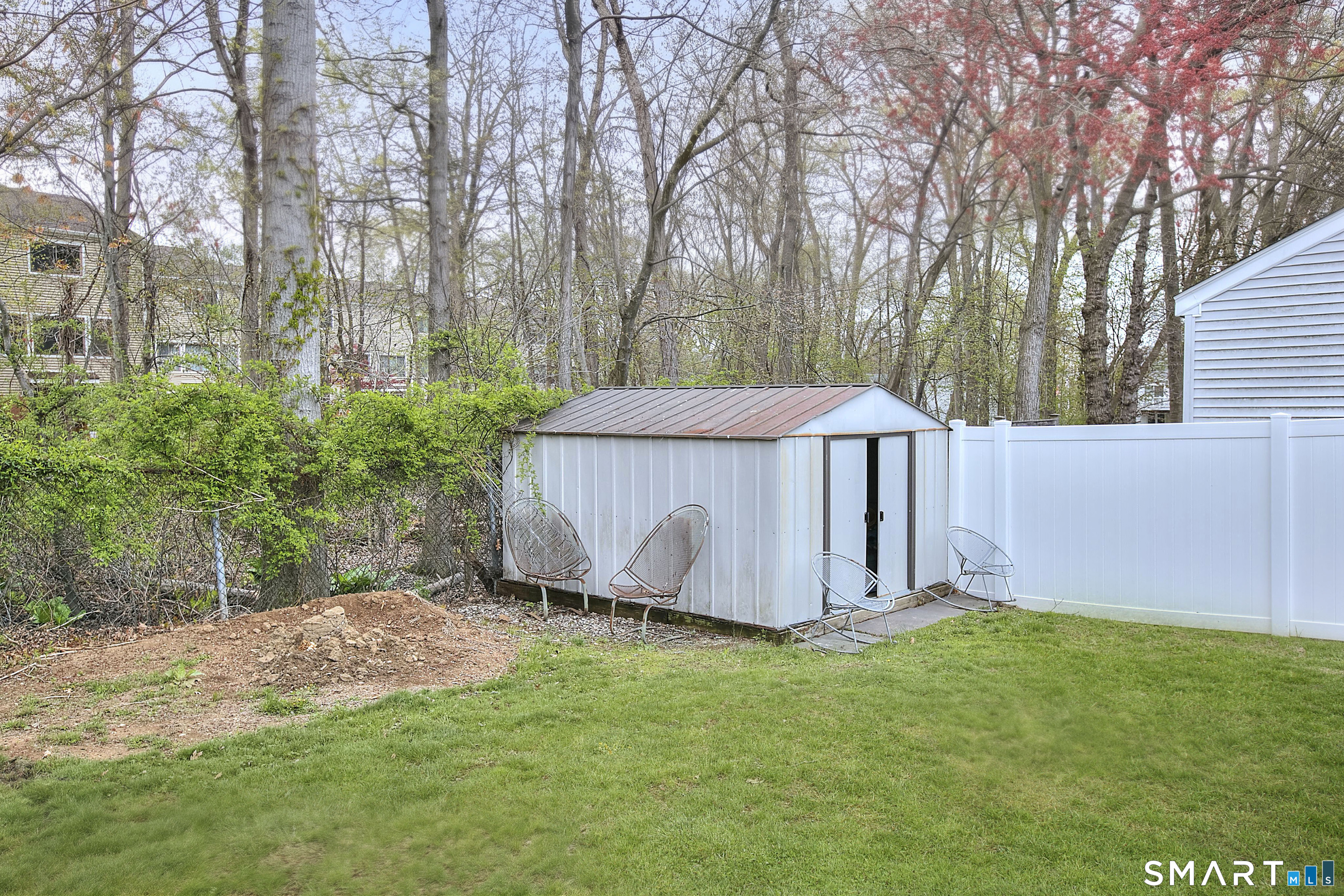 84 Youngstown Road Fairfield CT 06824