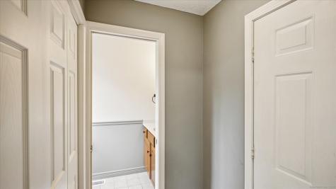 63 Duncaster Road Bloomfield CT 06002