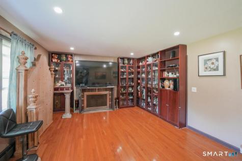 22 Standish Road New Milford CT 06776