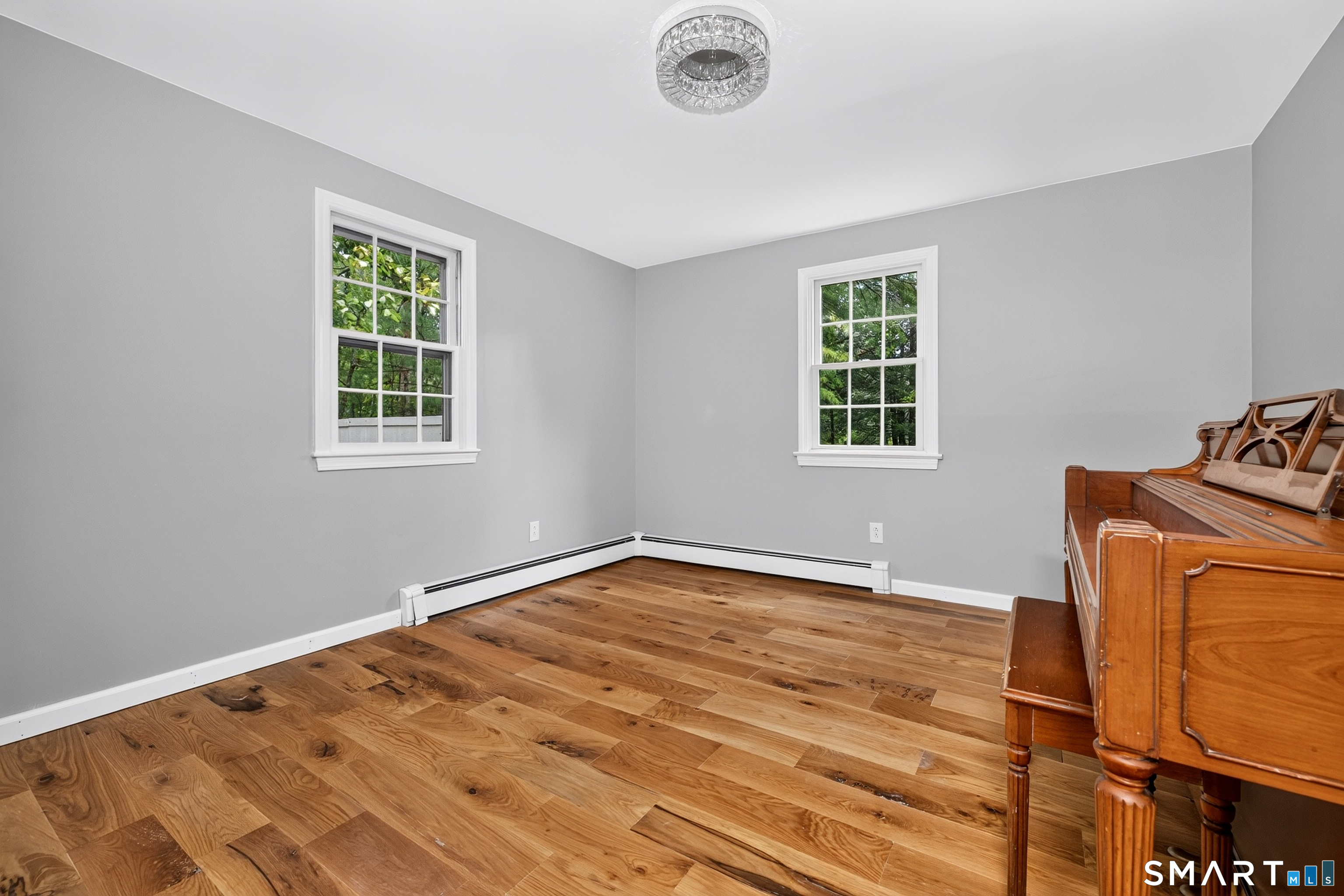 13 Greentree Drive East Lyme CT 06333