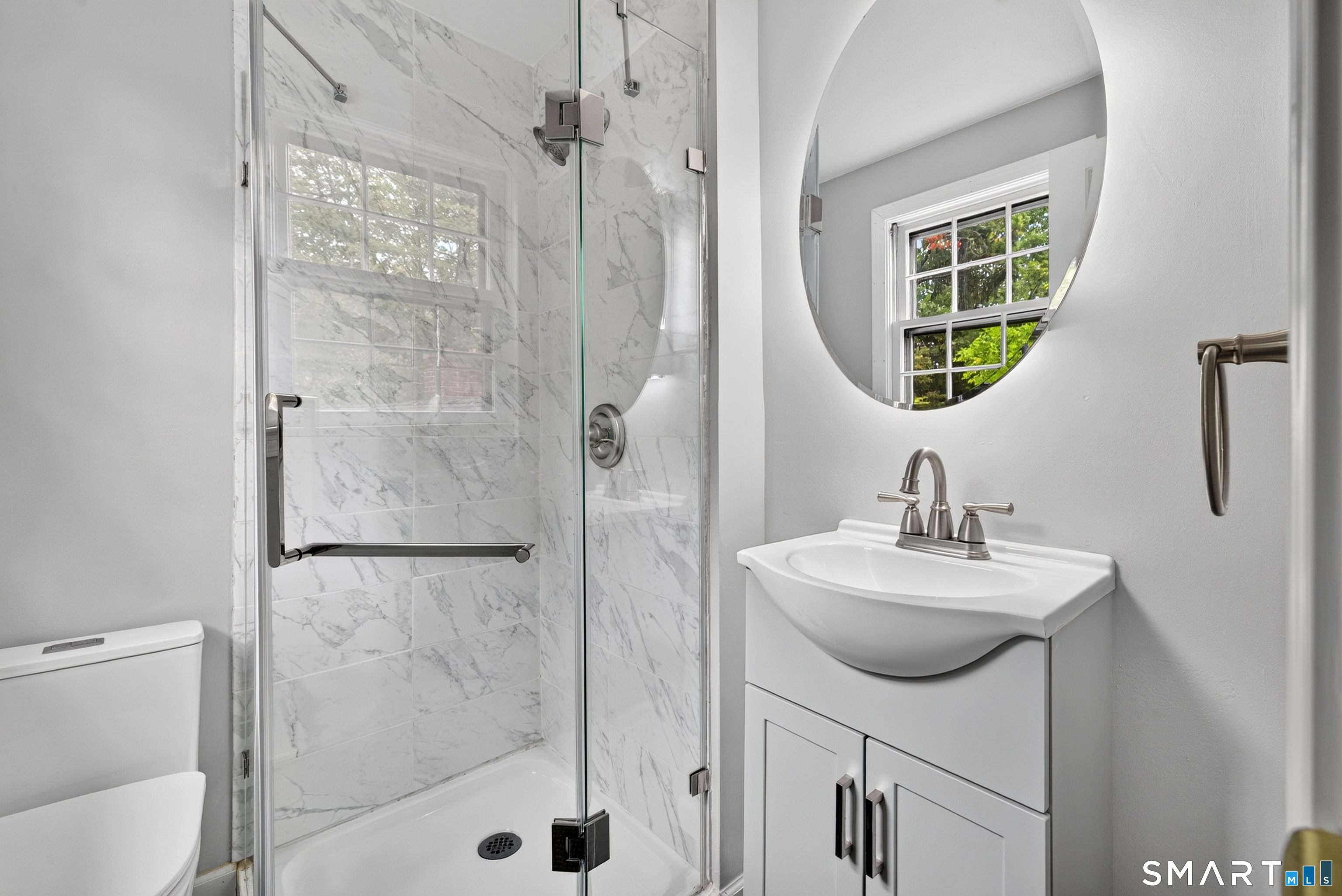 13 Greentree Drive East Lyme CT 06333