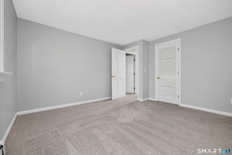 13 Greentree Drive East Lyme CT 06333