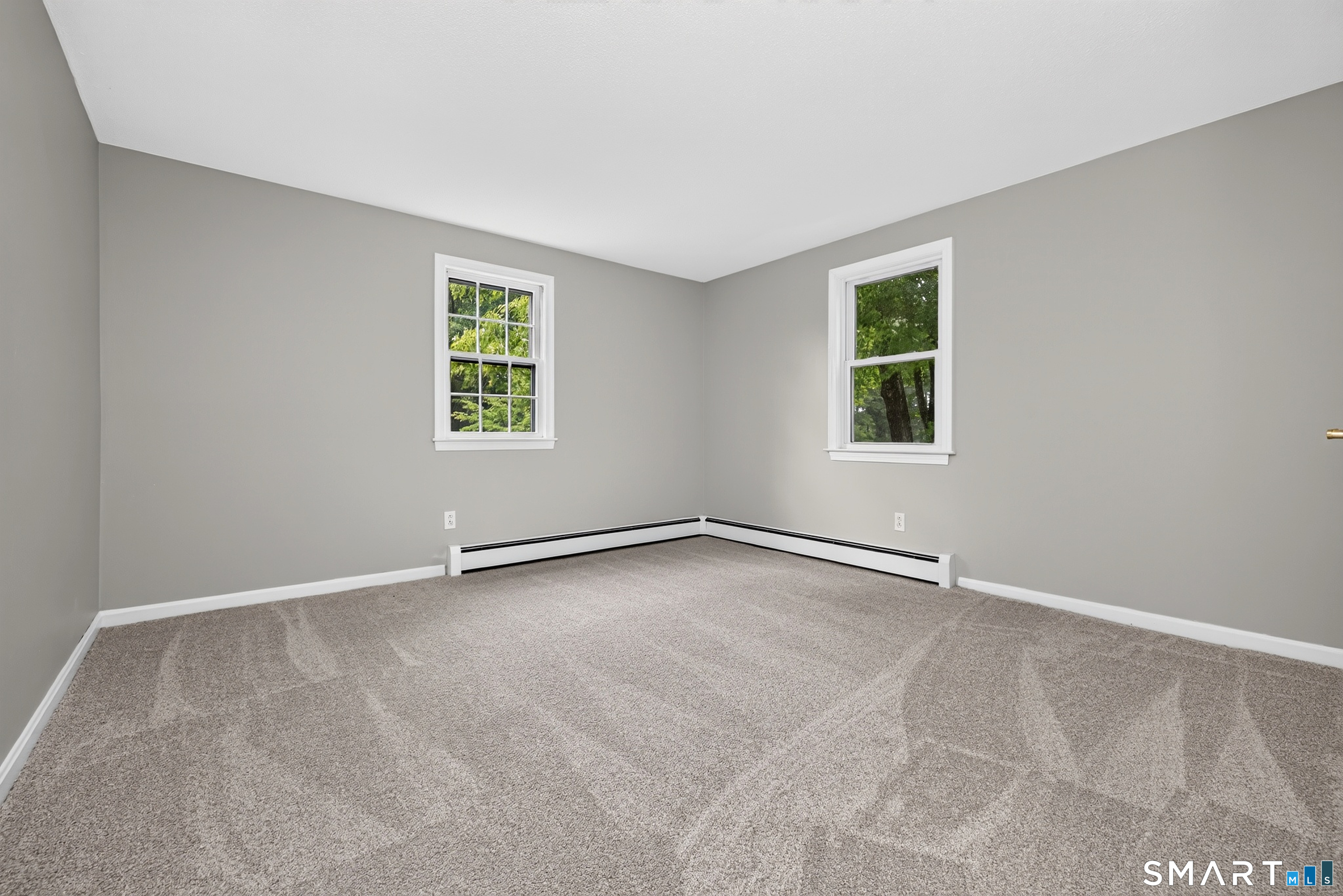 13 Greentree Drive East Lyme CT 06333