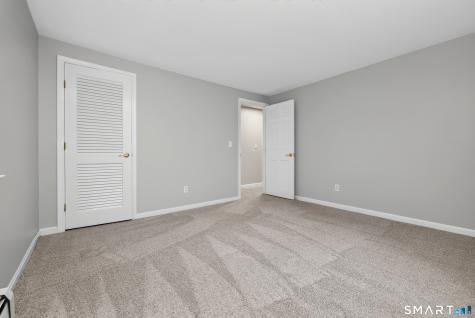 13 Greentree Drive East Lyme CT 06333