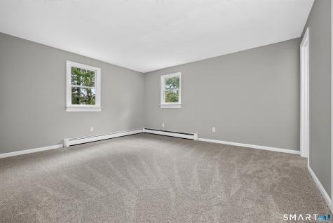 13 Greentree Drive East Lyme CT 06333