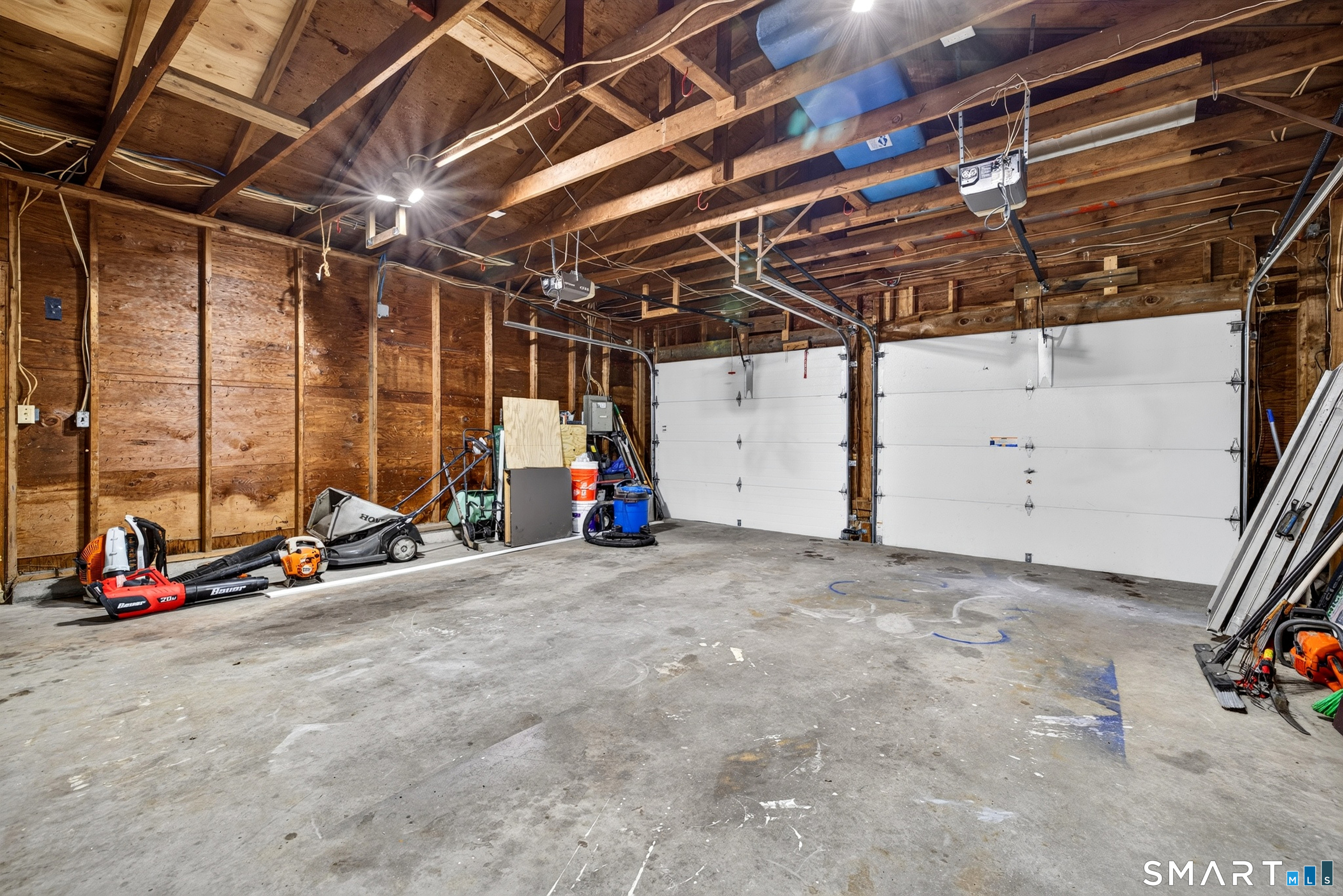 13 Greentree Drive East Lyme CT 06333
