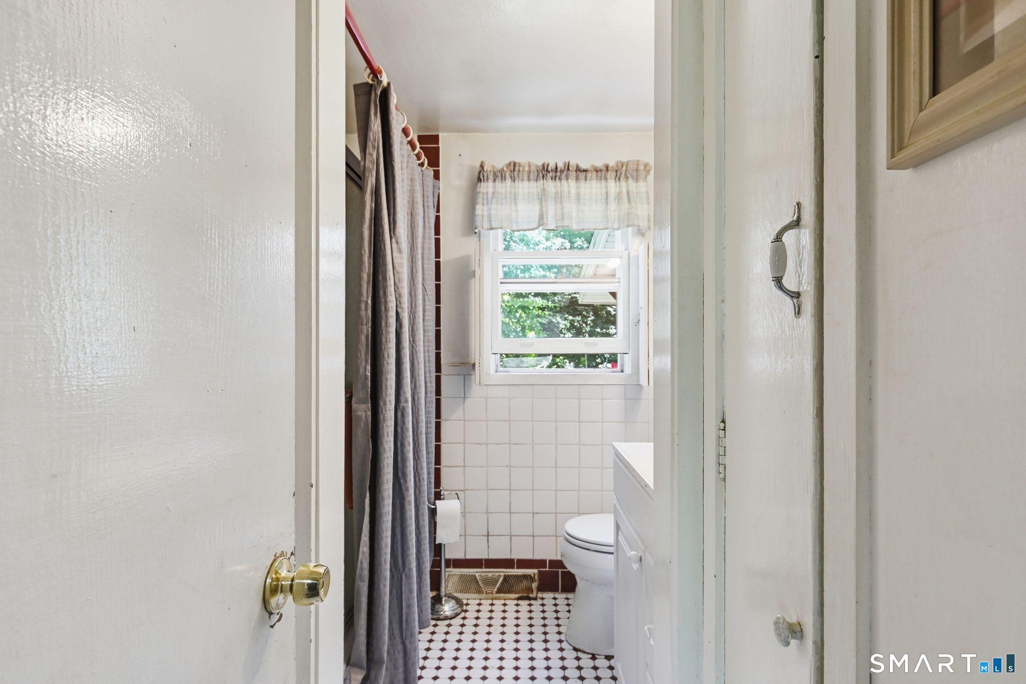 14 Pine Hill Road Enfield CT 06082