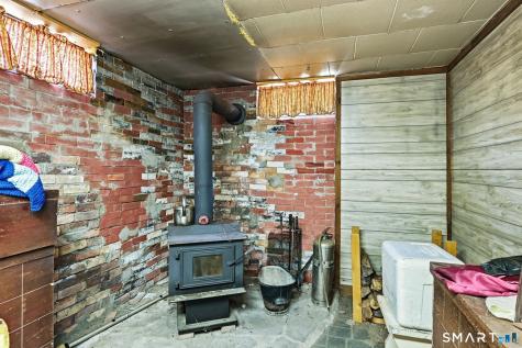 14 Pine Hill Road Enfield CT 06082