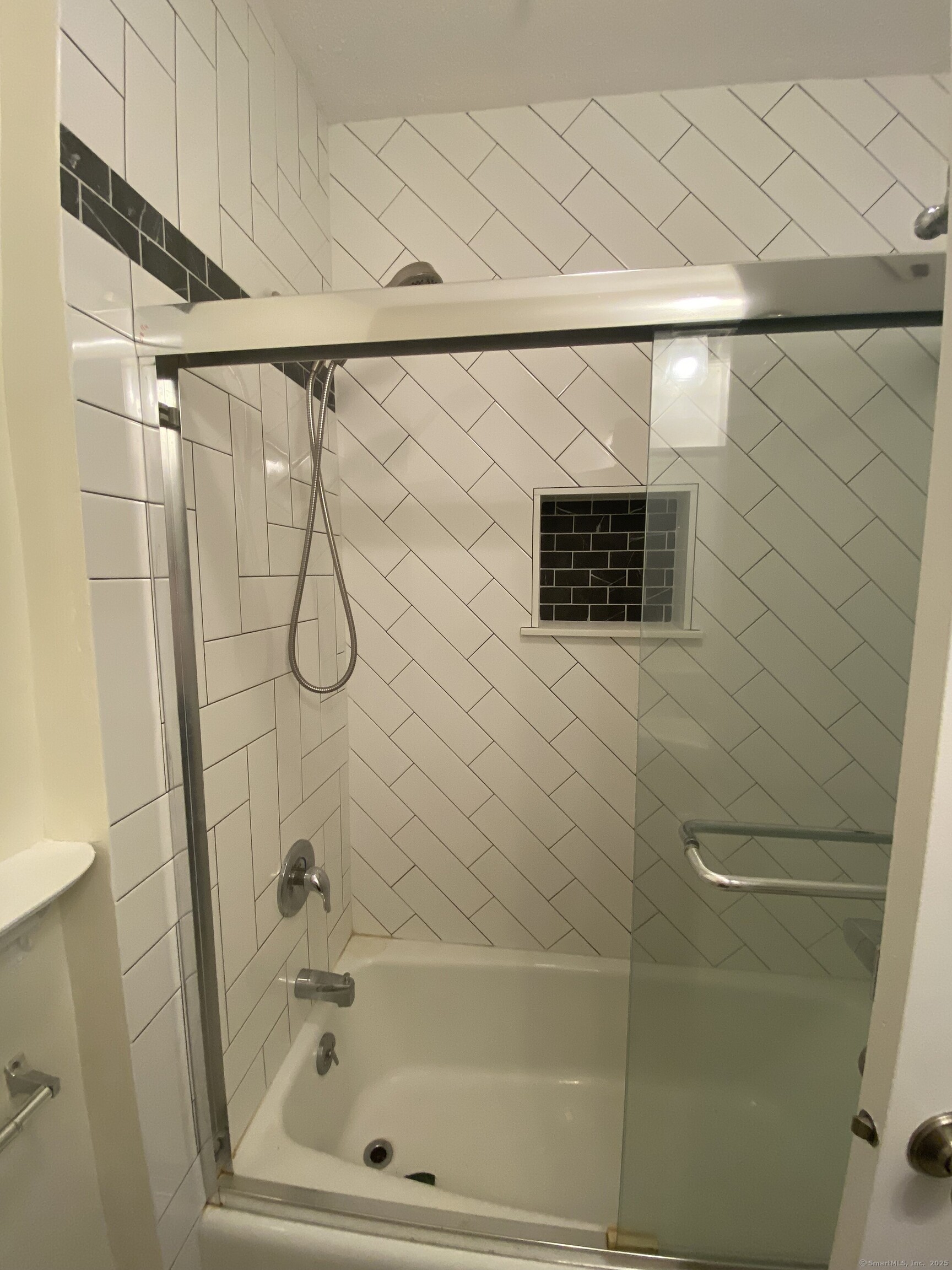 51 Pearl Street Guilford CT 06437