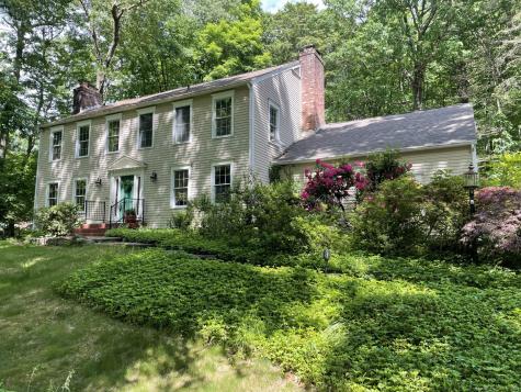 8 Coppergate Road East Granby CT 06026