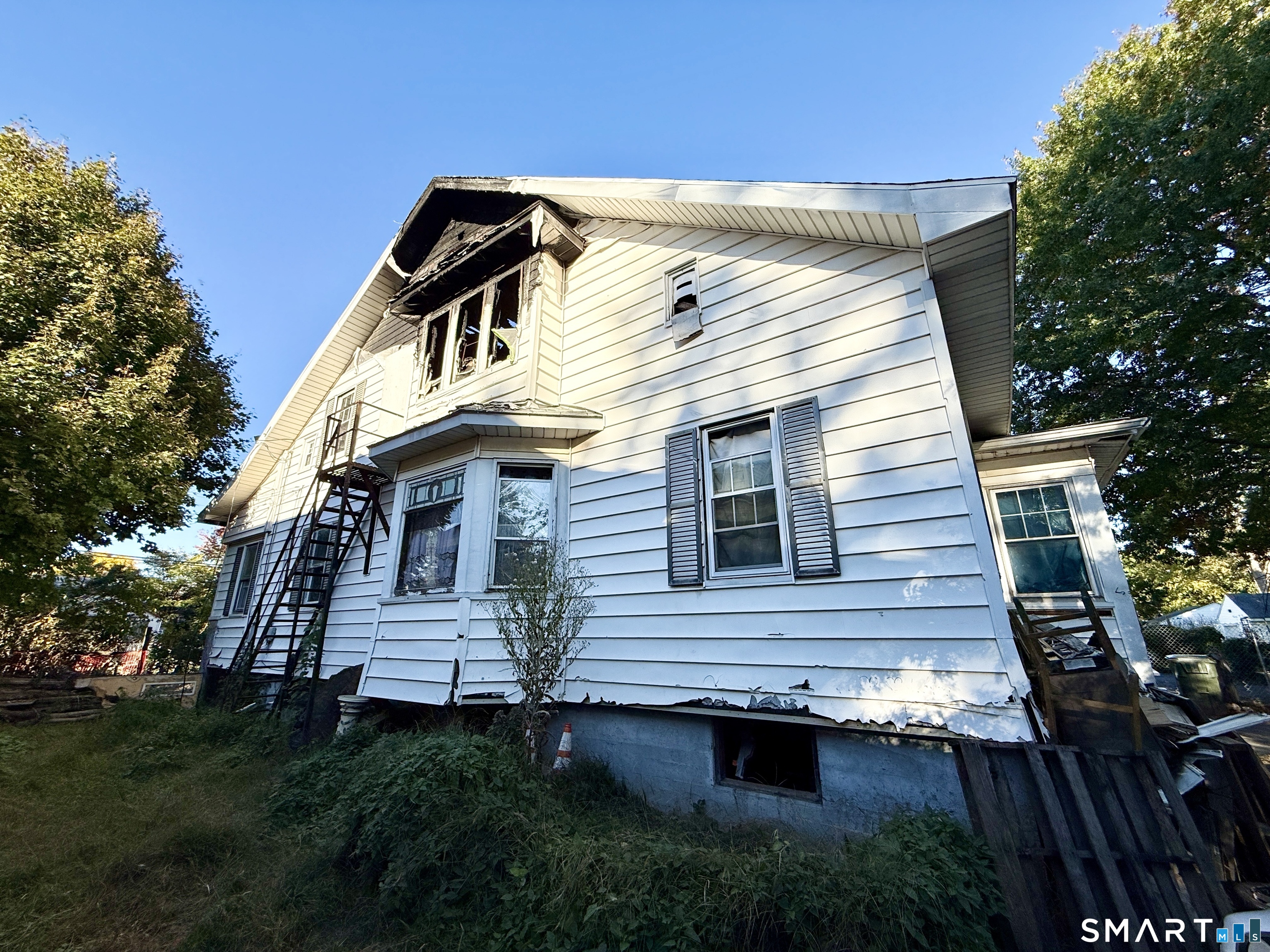 9 Whiting Road East Hartford CT 06118