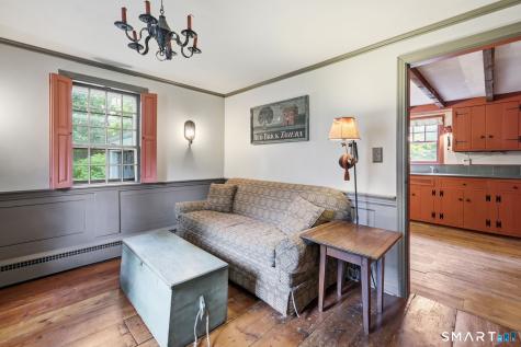 8 Canton Road Simsbury CT 06092