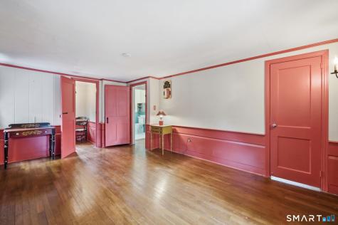 8 Canton Road Simsbury CT 06092