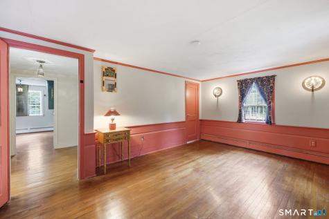 8 Canton Road Simsbury CT 06092