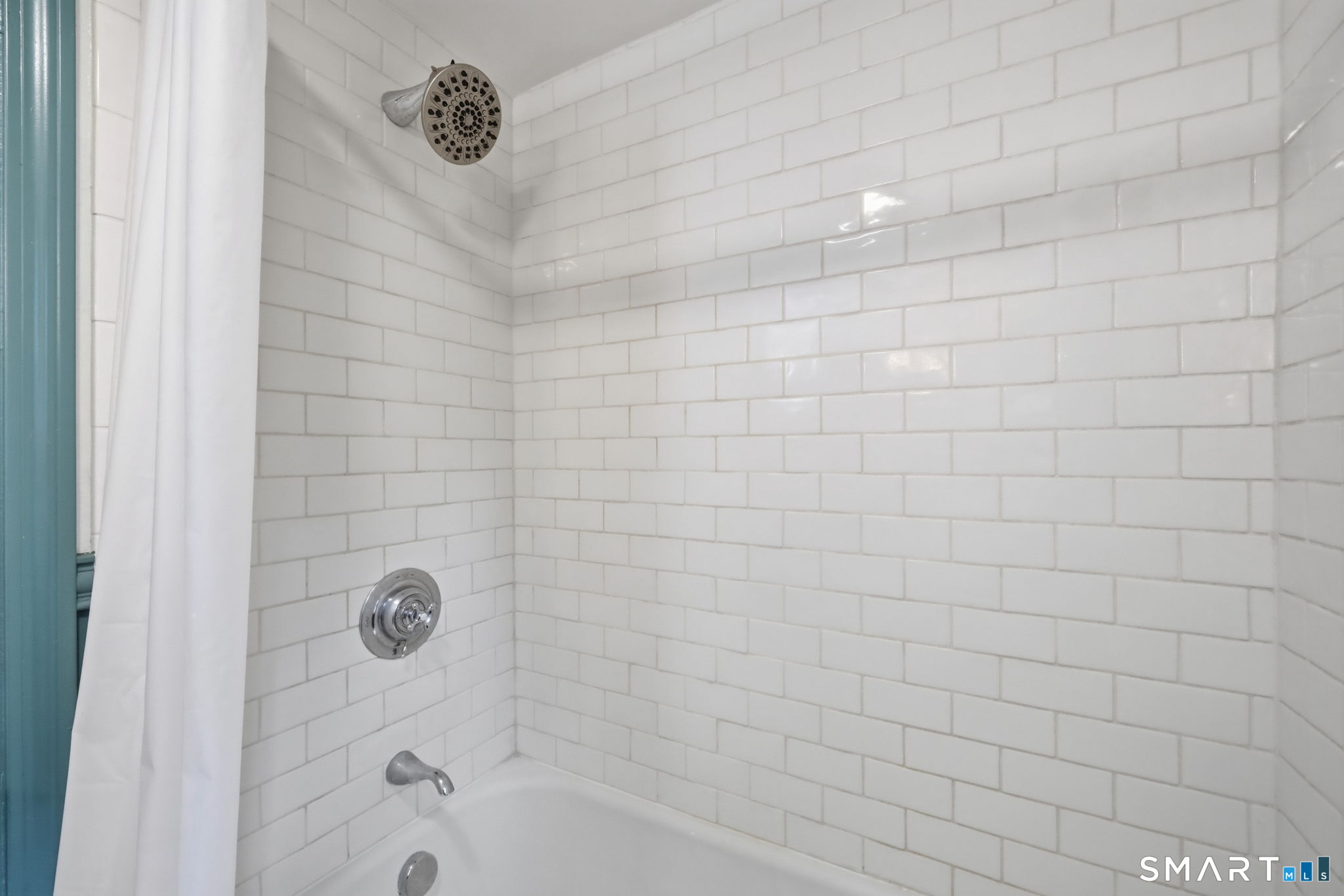 8 Canton Road Simsbury CT 06092