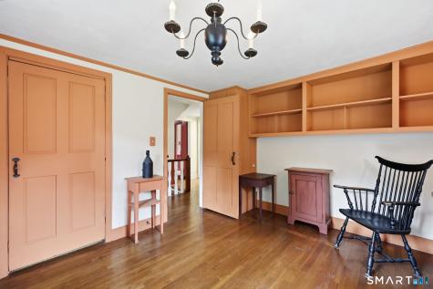 8 Canton Road Simsbury CT 06092