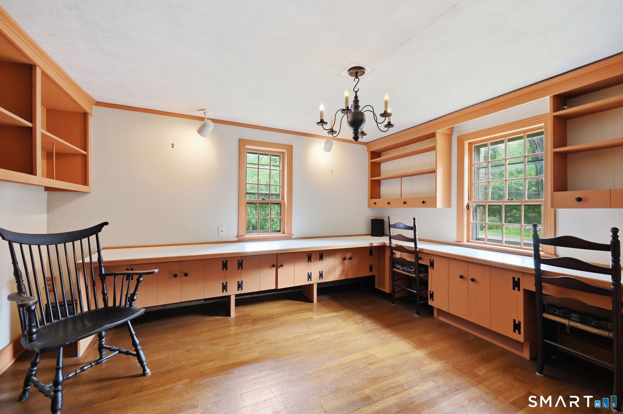 8 Canton Road Simsbury CT 06092