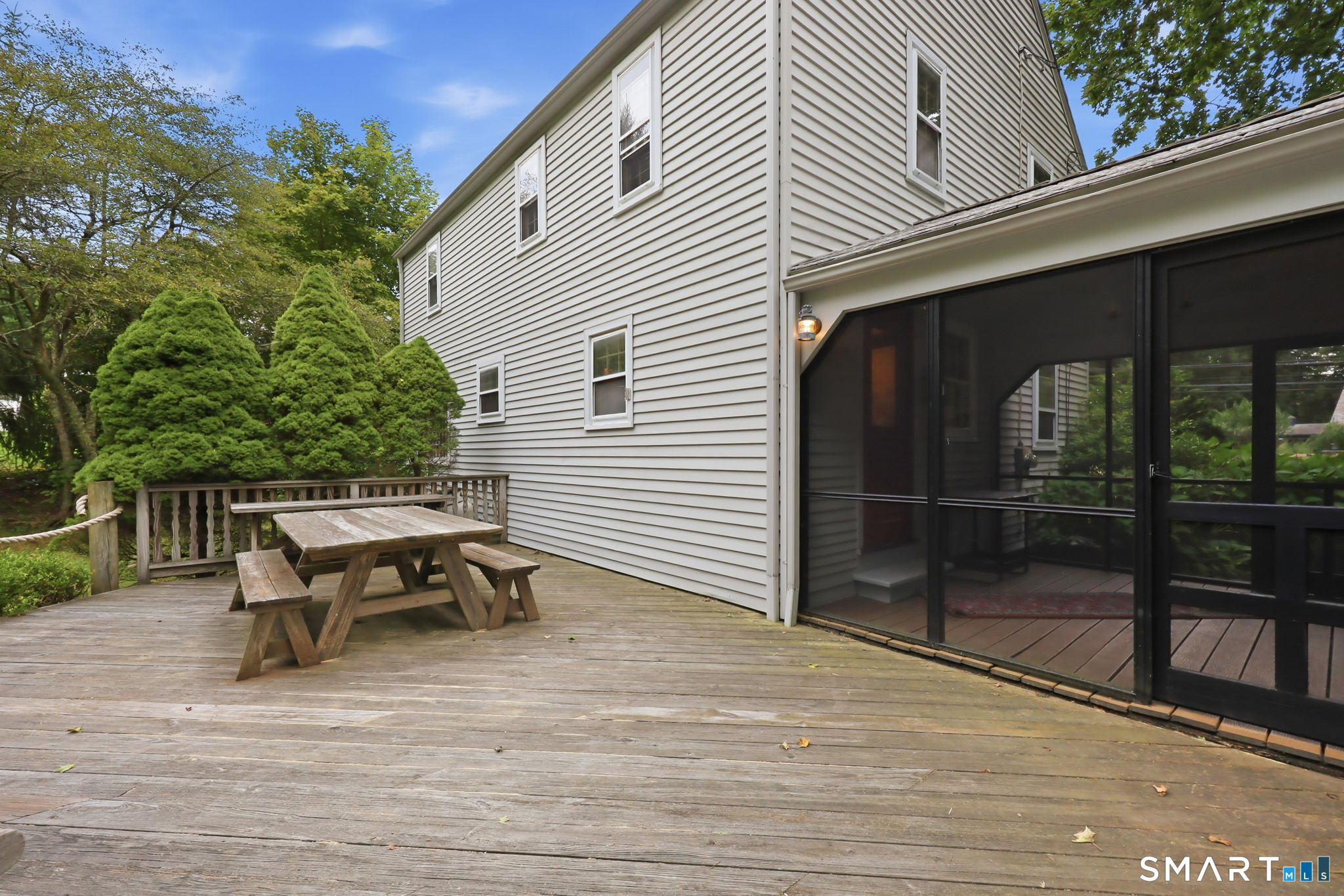 8 Canton Road Simsbury CT 06092