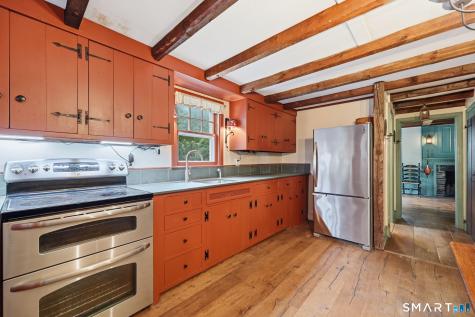 8 Canton Road Simsbury CT 06092