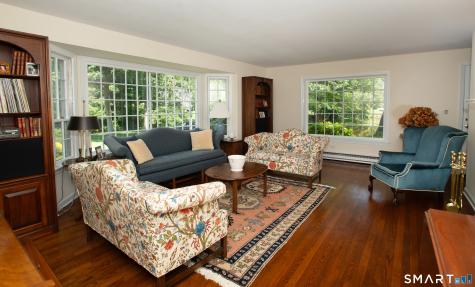 96 Indian Cave Road Ridgefield CT 06877