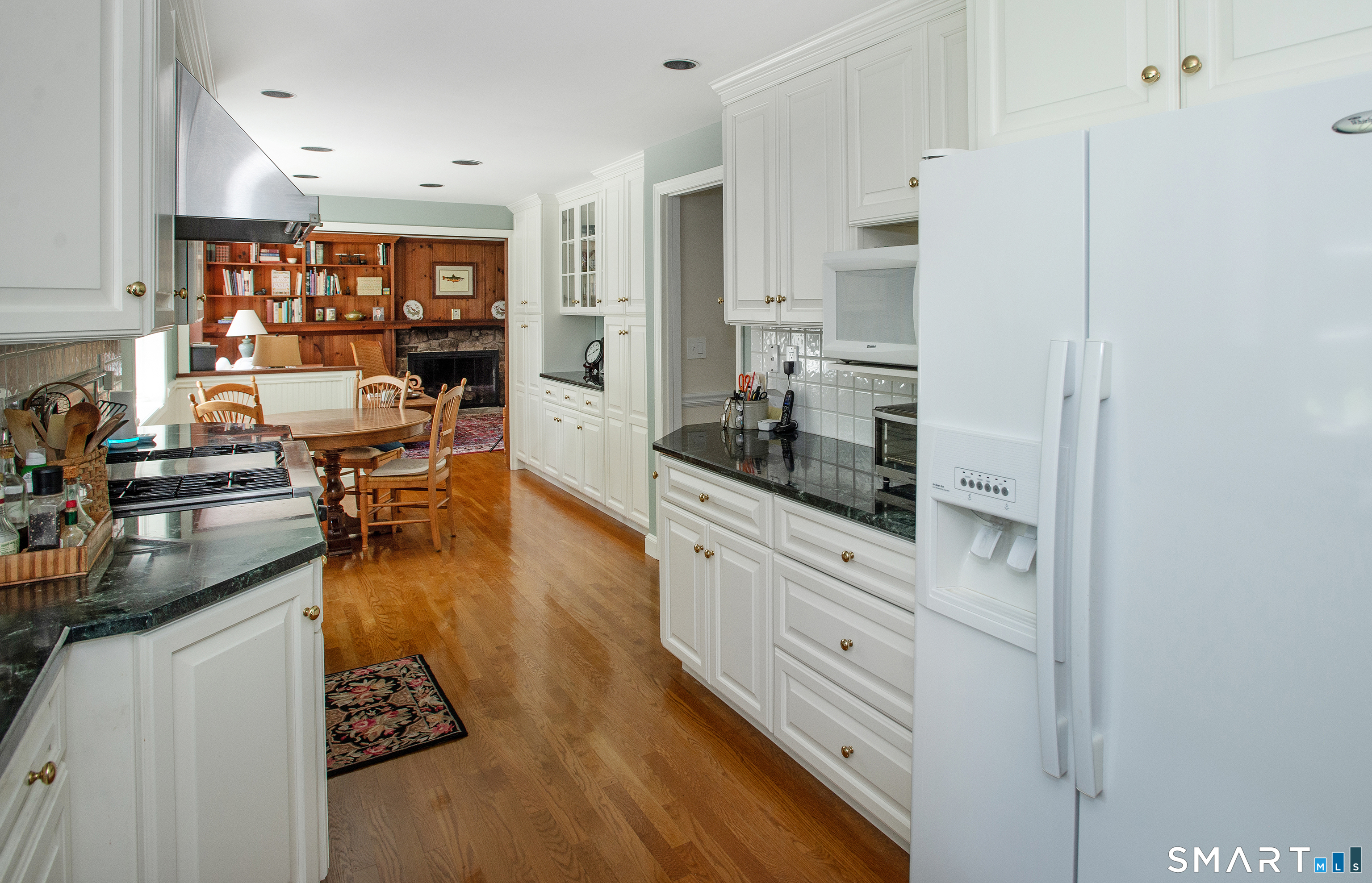 96 Indian Cave Road Ridgefield CT 06877