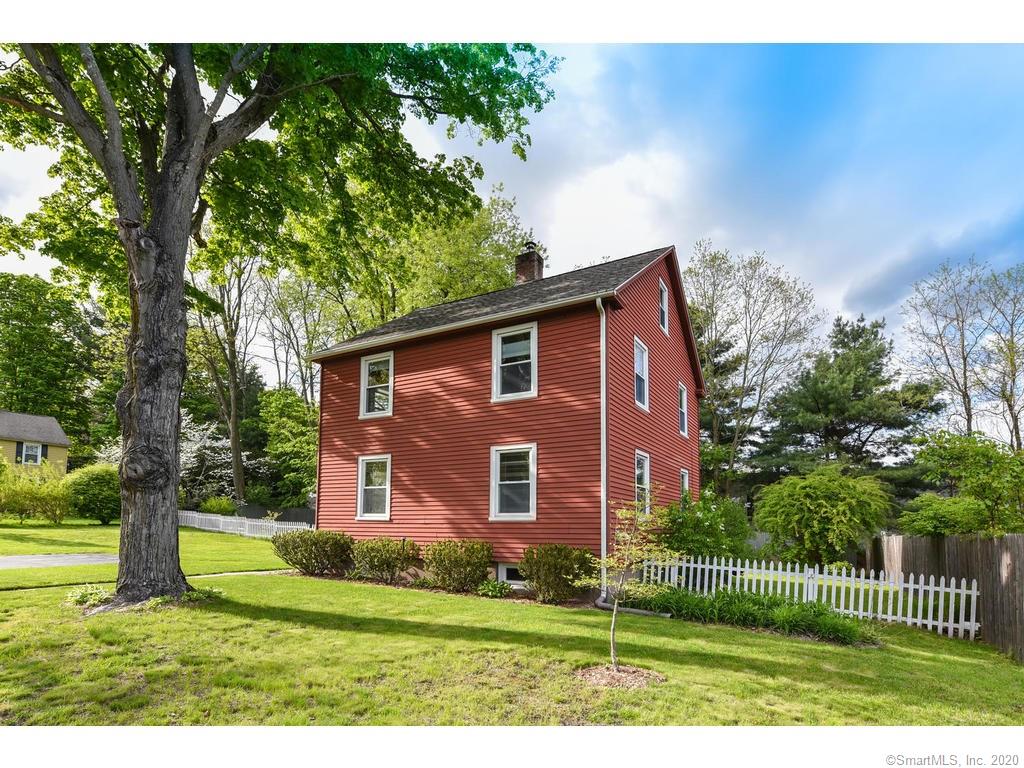 4 Hazelmeadow Place Simsbury CT 06070