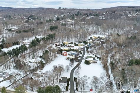 19 Hillview Lane Woodbury CT 06798