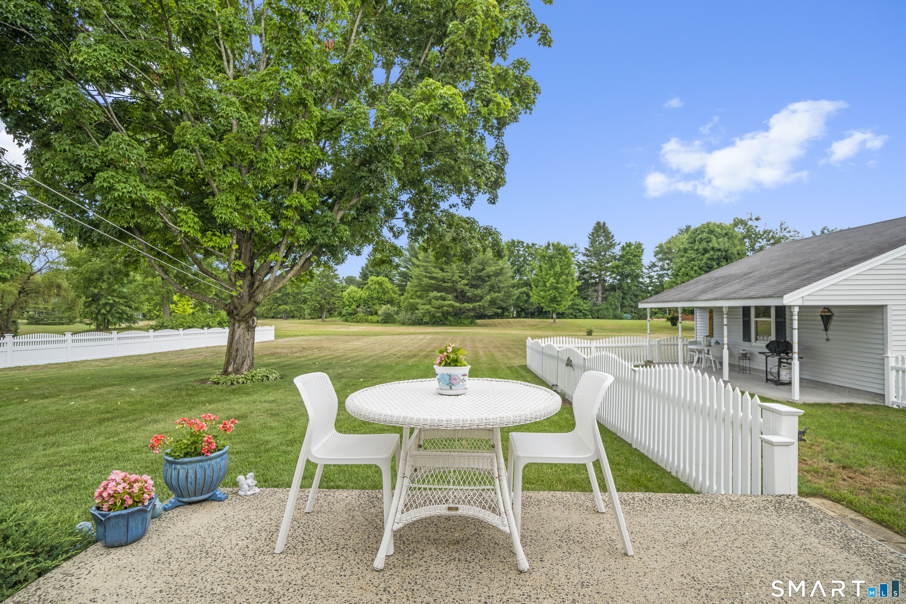 1520 River Blvd Extension Suffield CT 06078