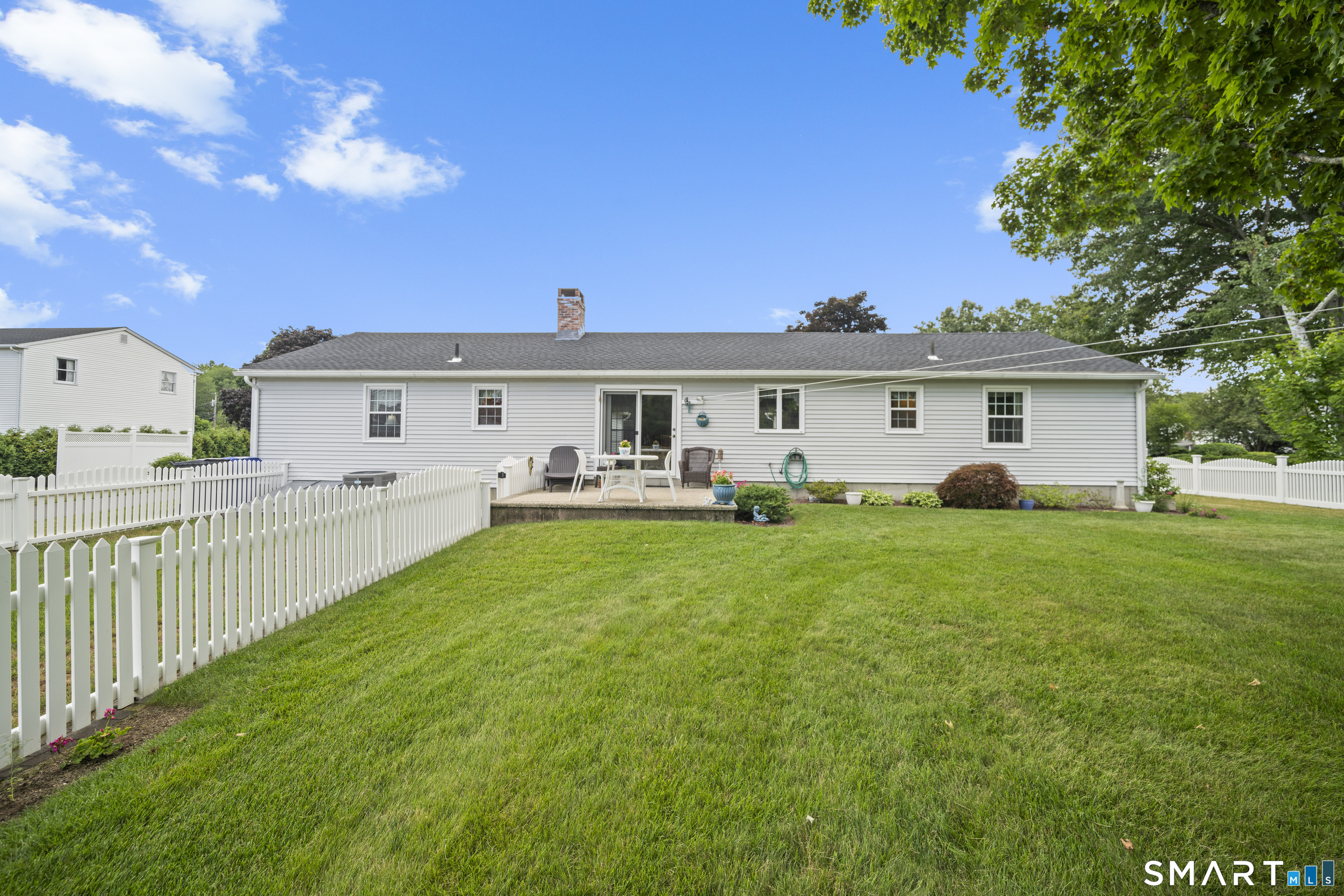 1520 River Blvd Extension Suffield CT 06078