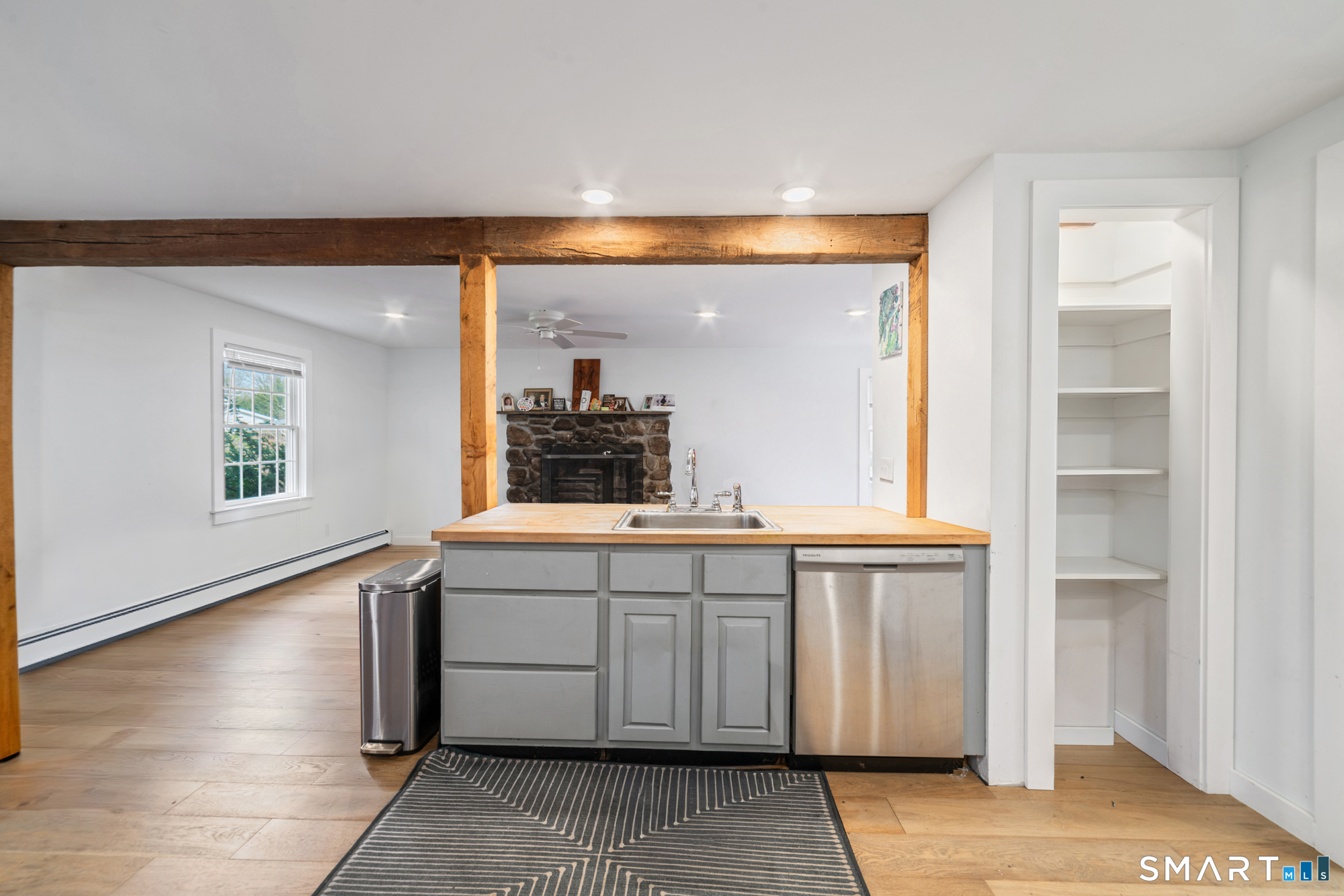 216 Main North Street Southbury CT 06488